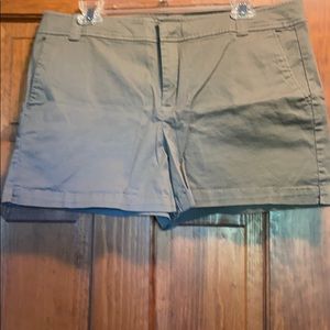 New York & Company dark tan dressy shorts